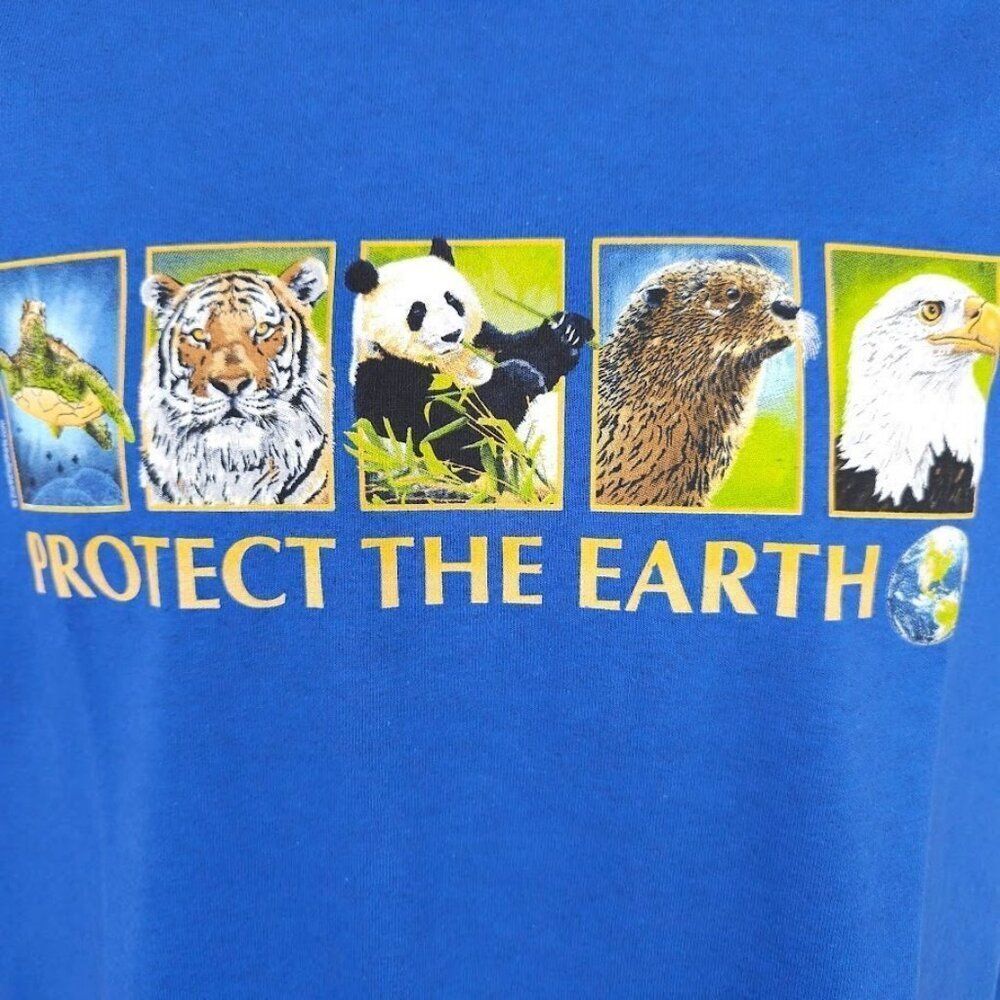 Protect The Earth T Shirt Mens Size Medium Blue Eagle Tiger Panda Otter Turtle - Picture 3 of 7